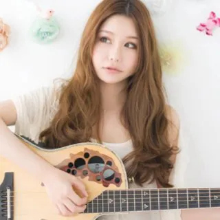 左乳派の主演女優「利咲」