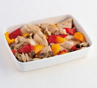 鶏胸肉とパプリカの炒めマリネ