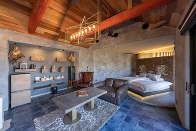 蘭鋳　居間スペース