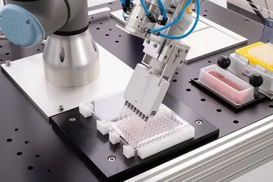 研究作業のロボット自動化装置