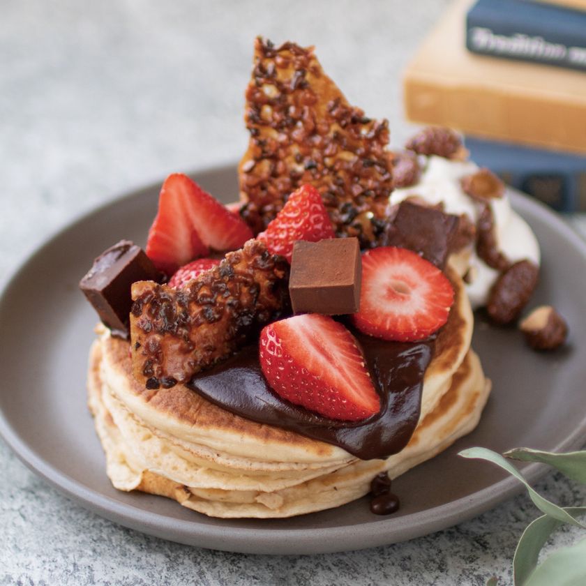 tables cook & janathan's bookstore 
バレンタイン& ホワイトデーシーズン限定 
高カカオチョコレートソースのパンケーキや、
ルビーチョコと80% カカオのドリンクを販売中