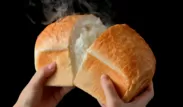 焼きたてのハレの日のパン