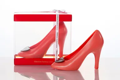 「横浜ハイヒールチョコレート（ストロベリー）」2,500円(税別)