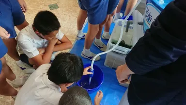 お魚受け入れ式の様子