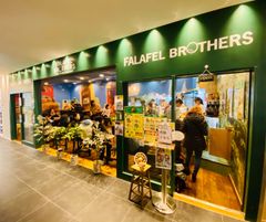 渋谷『FALAFEL BROTHERS』にてバレンタイン・ヴィーガンホットチョコレートウィーク開催