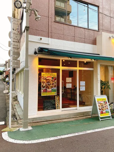 かれはだれ_外観