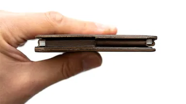 小さな薄い財布