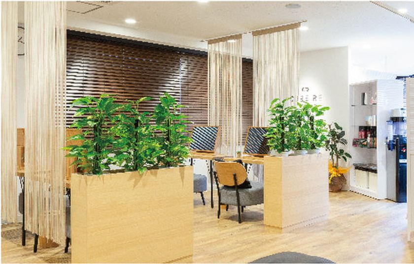 キュアレ、座るだけで姿勢を正す、おしり専用枕 「OSHIRI MAKURA