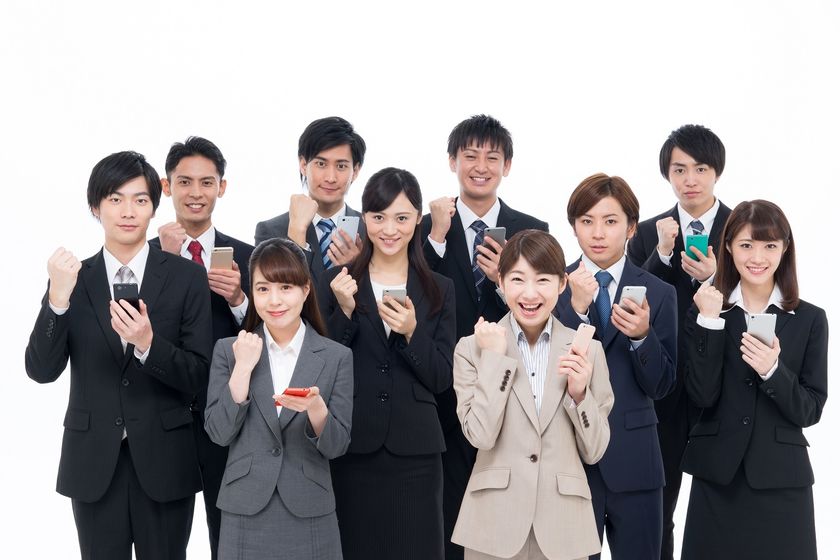 変わる新入社員研修!
AIに負けない人間力を鍛える「ミニマムマナー」
「話す力」に特化し、必要なものだけに集中した
新時代のビジネスマナー研修