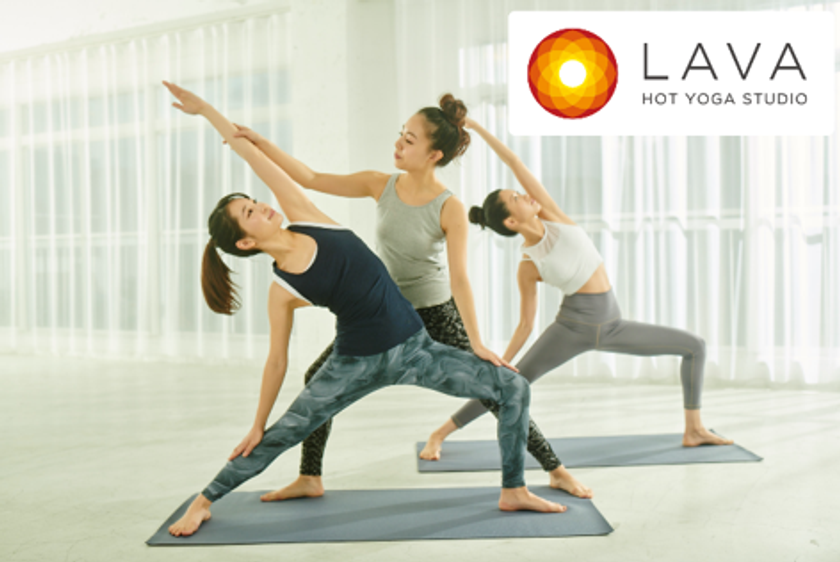 ハルカス３００（展望台）×
ホットヨガスタジオLAVAコラボイベント
「ひな祭りヨガ」