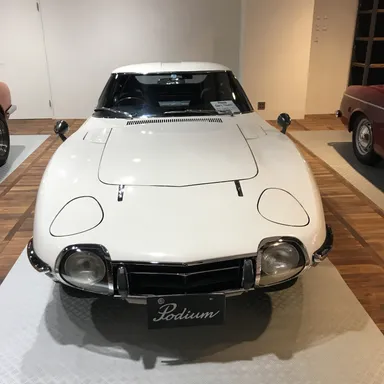 「TOYOTA 2000GT」