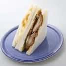 ＜宮崎県＞たっぷりタルタルソースのチキン南蛮サンド