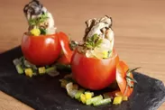 トマトカップの牡蠣マリネ/【Gigas Seafood Bar】
