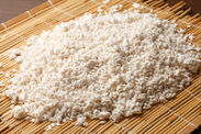 3種類の米糀に段階的に酵素を添加。独自の製法で他にない発酵飲料が誕生