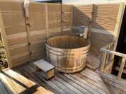 日本人が愛する「ヒノキ風呂」など木造物を特許工法で再生！岡山初※、女性塗装職人が、無害な再生メンテナンスを本格的にスタート