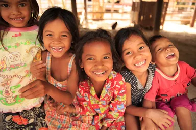 マンスリー募金で世界を変える力になる。