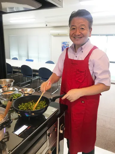 キタセツランチの様子。シェフは社長です