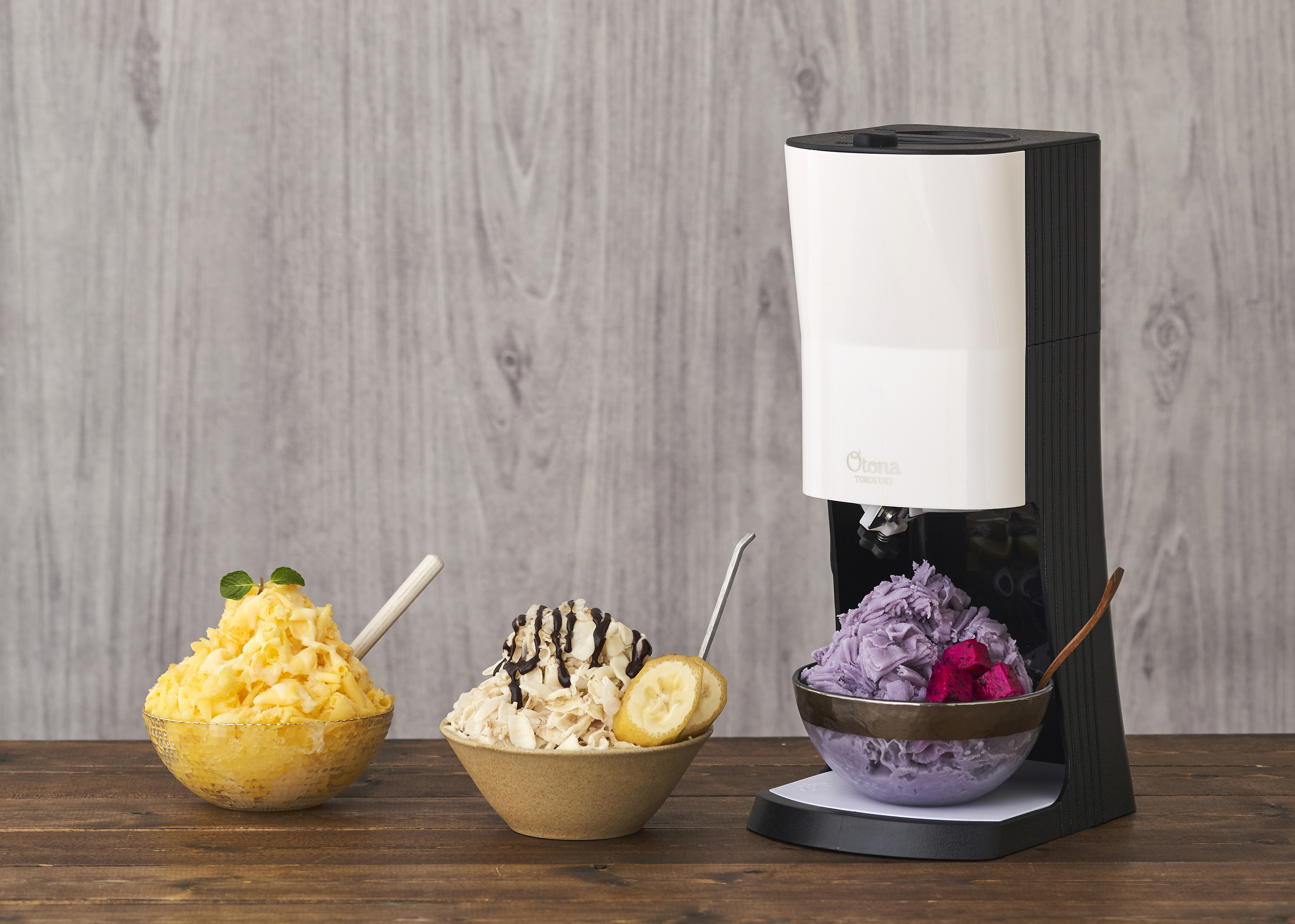 累計販売台数60万台のかき氷器がバージョンアップ 冷凍フルーツも削れるようになったとろ雪かき氷器をリニューアル発売 株式会社ドウシシャのプレスリリース 累計販売台数60万台のかき氷器がバージョンアップ 冷凍フルーツも削れるようになったとろ雪かき氷器をリニューアル発売 株式会社ドウシシャのプレスリリース