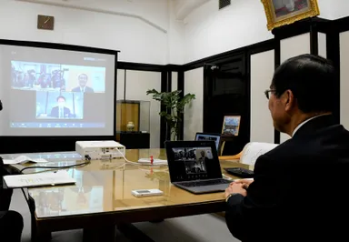 オンライン締結式の様子　全体