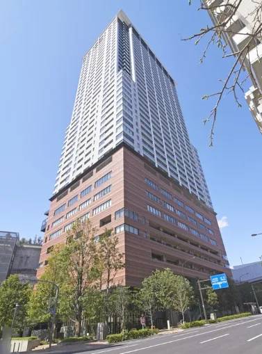 クロスエアタワー