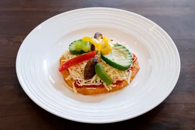 ゴロゴロ野菜のカリフラワーピザ