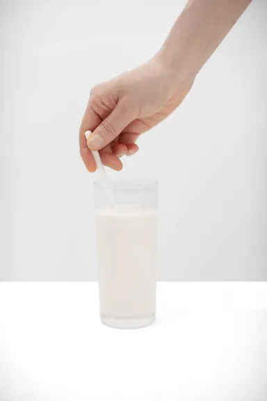 水に溶かした図