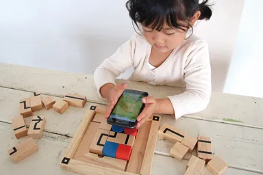 パズルをアプリで読み取って答え合わせ