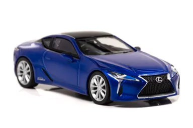 Lexus LC500h “Special Edition” 2018 Structural Blue：右前