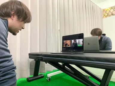 オンラインパーソナルトレーニングの様子