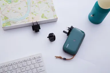 海外用各種アダプター装着可