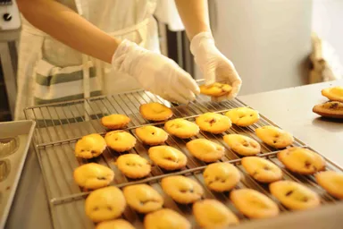 ひとつひとつ丁寧に仕上がり確認