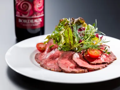 ローストビーフサラダ