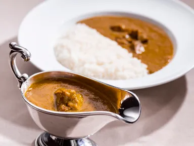 犀北館の欧風カレー