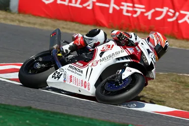 名越 哲平 アウトサイド