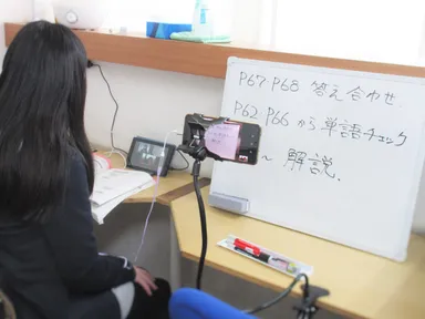 手元カメラで解説も同時に