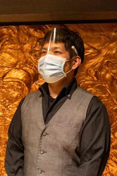 ゴムタイプのフェイスシールド