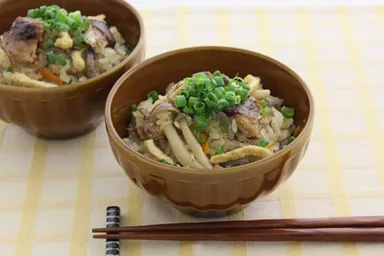 さば缶で簡単炊き込みご飯
