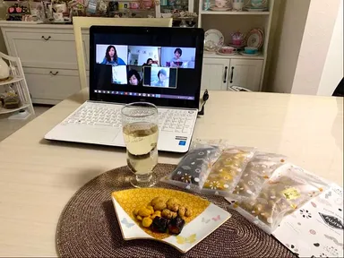 オンライン飲み会で