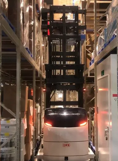 高所へのパレット積載_1