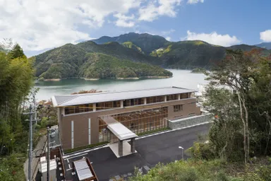 さめうら荘　レイクサイドホテル