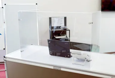 アクリルパーテーション三面タイプ