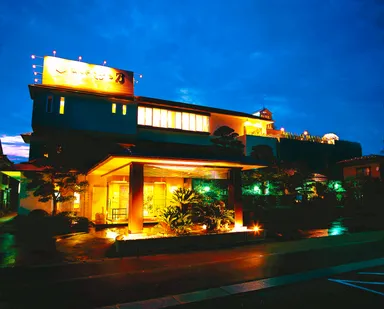 おゝ乃建物全景