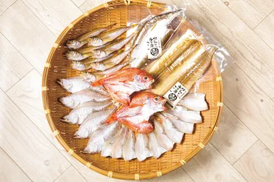 (2)自慢の自家製 旬の干物セット