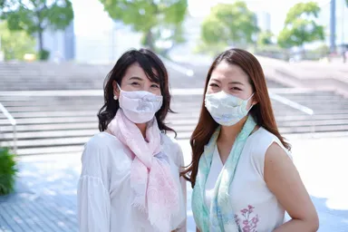 スカーフとマスクの着用イメージ2