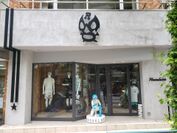 ショールーミングストア＝大きなフィッティングルームRusseluno TOKYO GARAGE(ガラージ)OPEN！！