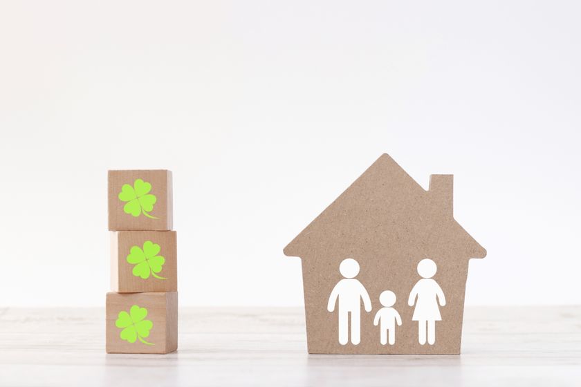 新型コロナウイルス感染症対策における
「外出自粛」による「家族関係の変化」調査を政策提言に活用 