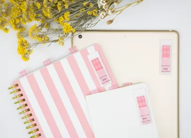 好きな色・サイズのふせんを、1ケースから選んで購入できます