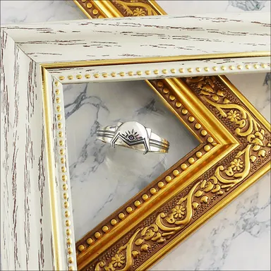 アナモチーフリング