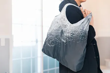 男性的なデザインも追加