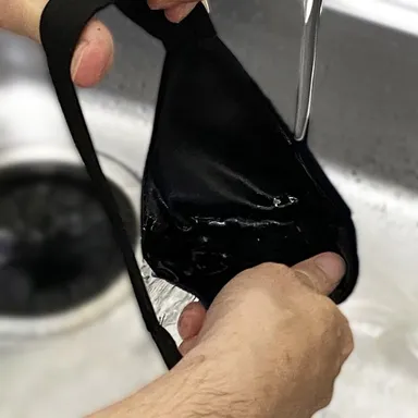 ボタン電池を外せば手洗いも可能